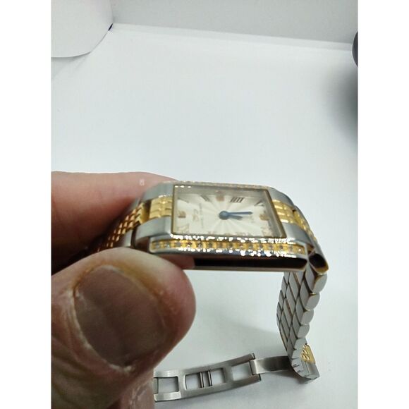 Daniel Steiger Sienna Swiss Movement DS1945 Watch w/ Diamond Accents in the face - Picture 3 of 8